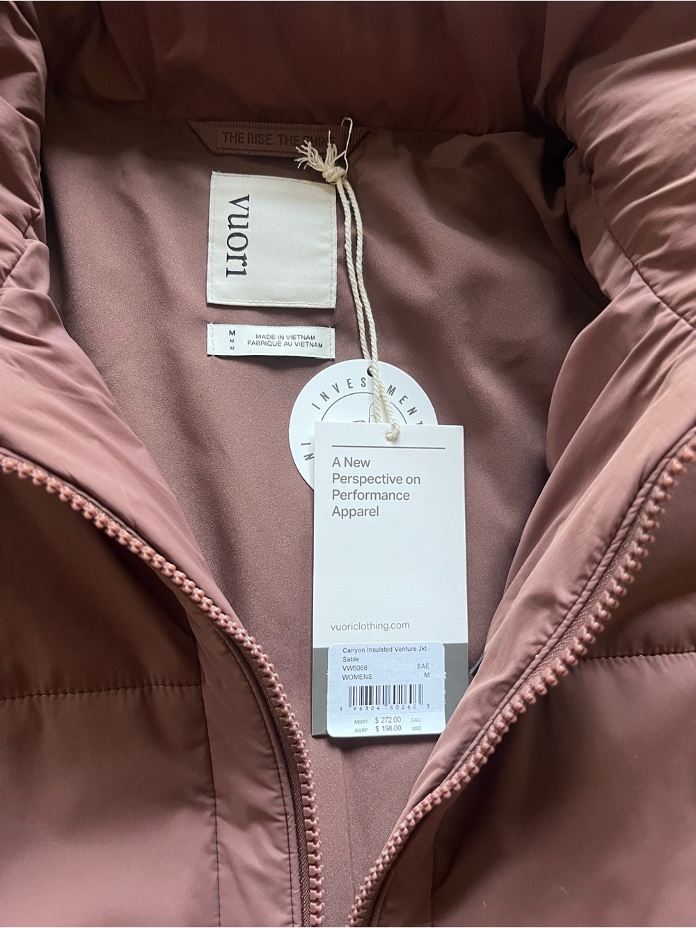 New VUORI Canyon Insulated Ventura Jacket in Sable Size M NWT